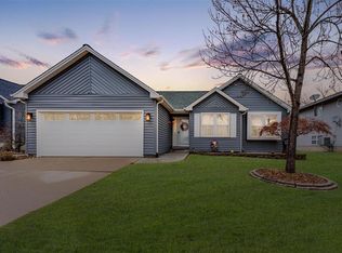 1261 Harvest Ridge Dr, Saint Charles, MO 63303
