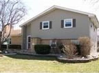 17537 Shirley Dr, Lansing, IL 60438
