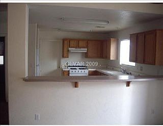 3rd image of 822 Bladensburg St