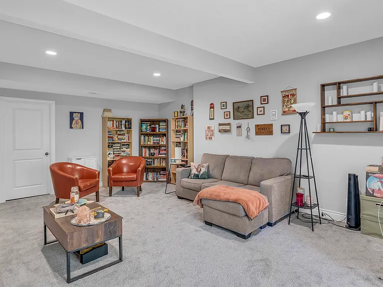 522 NW 110th St — Photo 32