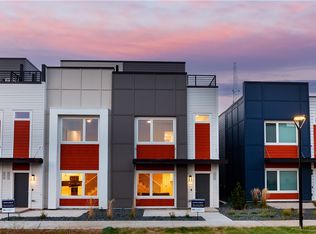 419 SW 12th St, Des Moines, IA 50309