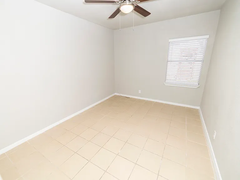 115 Dafoste Ave — Photo 14