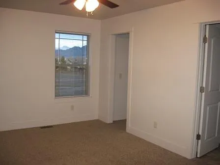 2408 Annie St — Photo 6