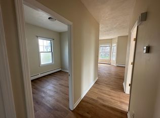 62 Kensington St #1, East Providence, RI 02914