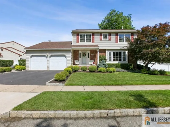4 Van Loan Ave, Sayreville, NJ 08872