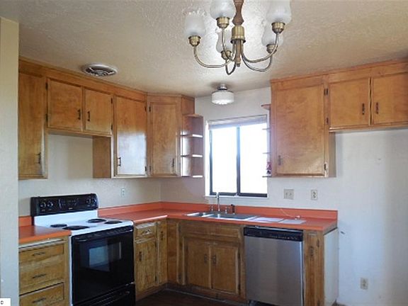 3rd image of 10447 Clavel Ct