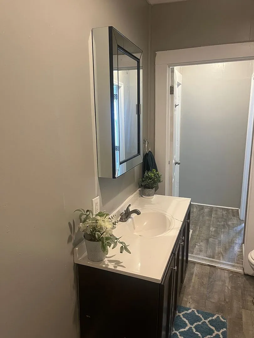 Coming Soon! Spacious 2 Bed House! Deposit-Free Renting Option Thru Obligo! Deposit Alternative A... — Photo 4