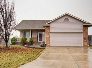 2830 N Forest Park St, Derby, KS 67037