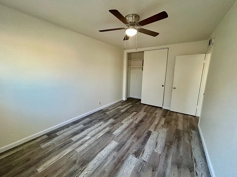 2605 Madison Ave #5 — Photo 10