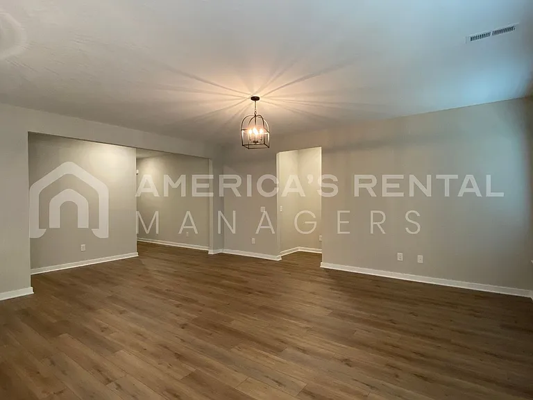 101 County Road 1701 — Photo 21