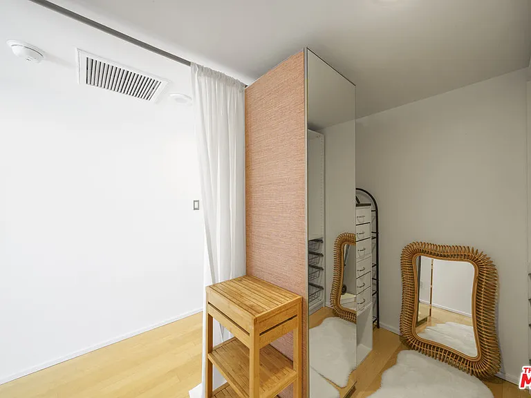 800 W 1st St #2104 — Photo 14