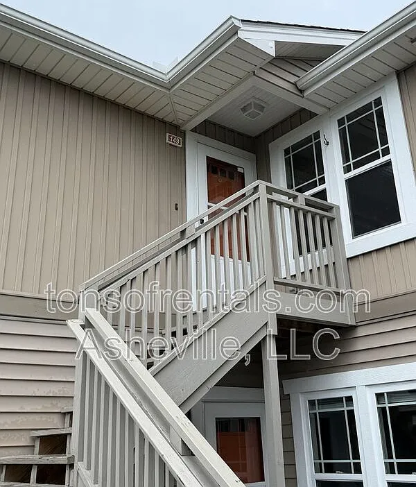 2 bed, 2.0 bath, 1064 sqft, $1,600 — Photo 2