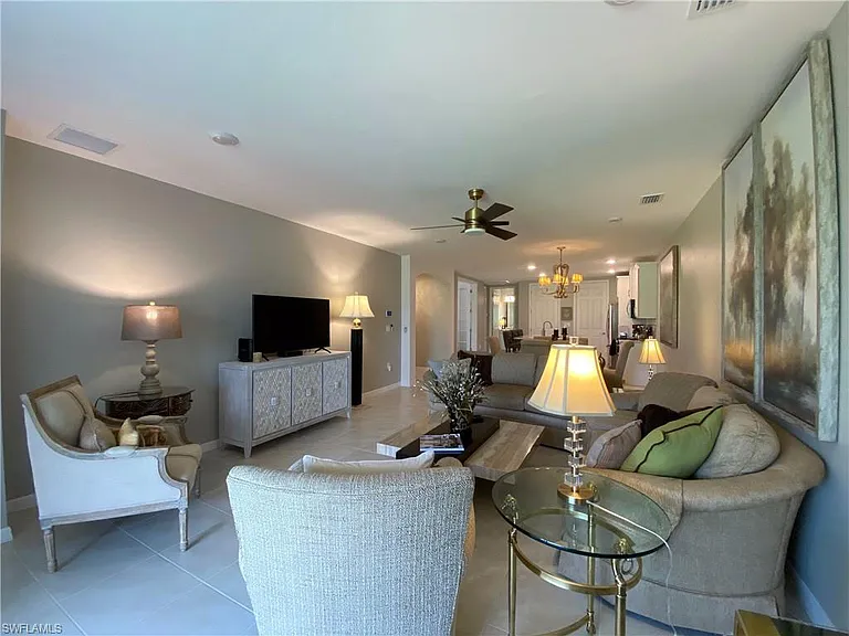 14639 Edgewater Cir — Photo 5