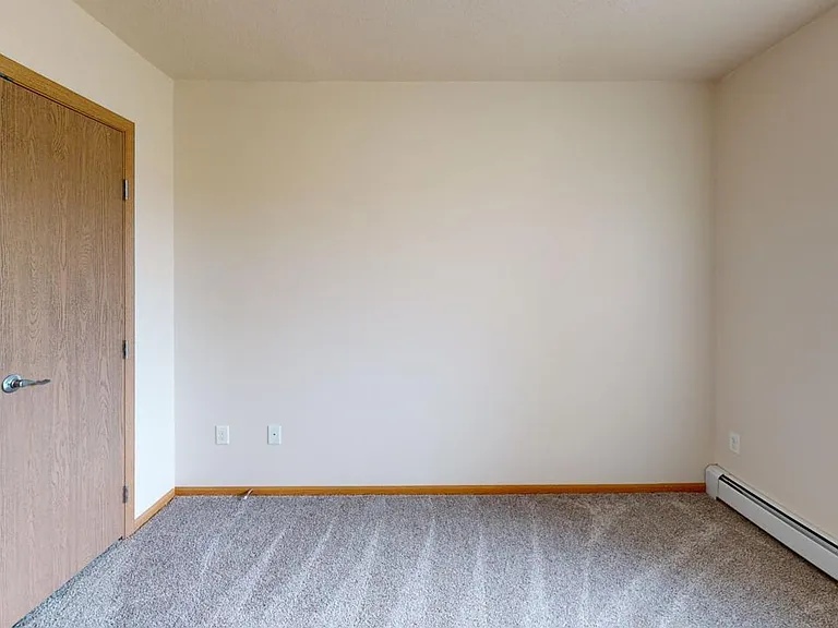 Westport Apartments — Photo 36