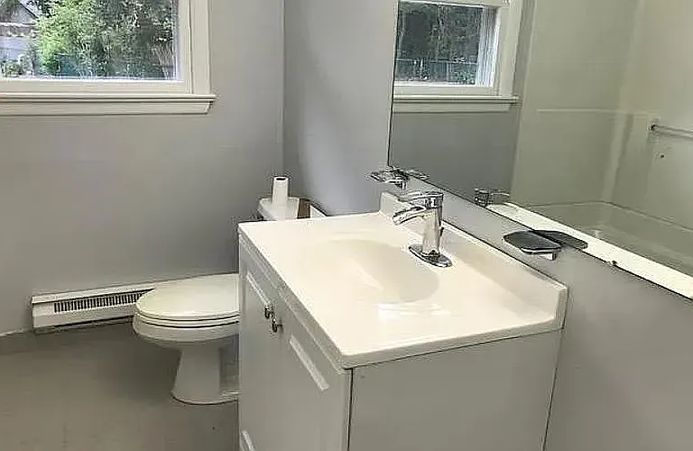135 Bay Shore Dr — Photo 4
