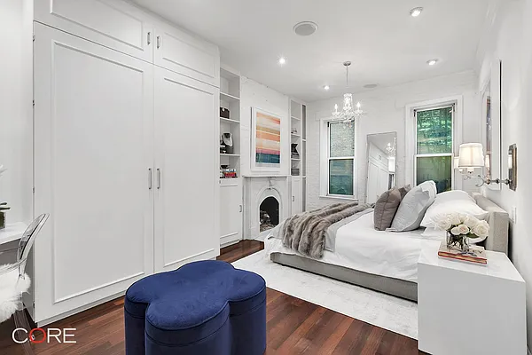 Sold by CORE | media 6