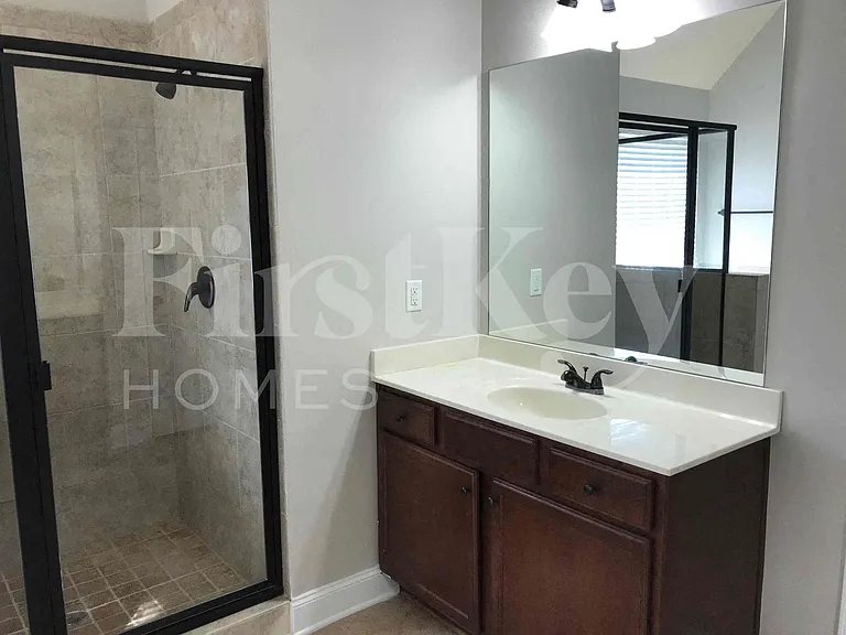 2022 Poplar Falls Ave — Photo 17