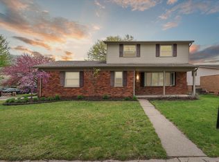 21209 Danbury St, Woodhaven, MI 48183