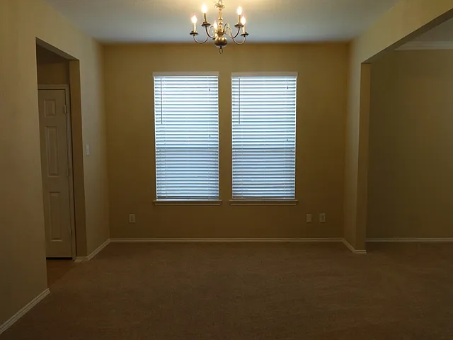 3903 Southern Blf — Photo 8