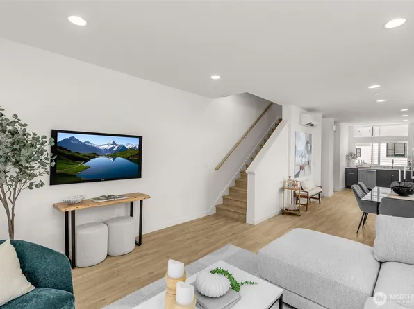 8337 A 12th Avenue NW, Seattle, WA 98117