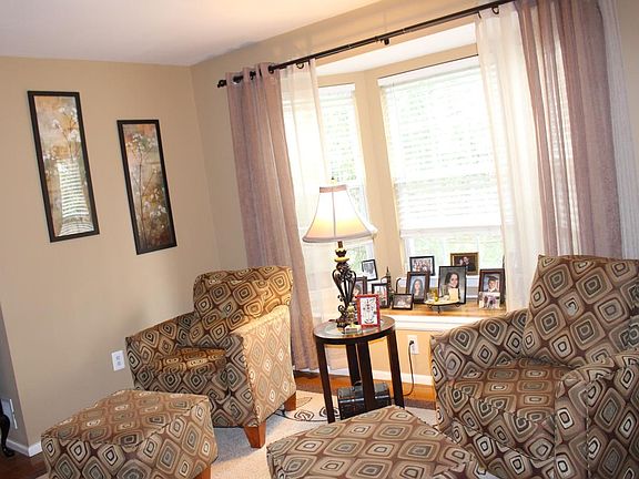 Family/Living Room 3