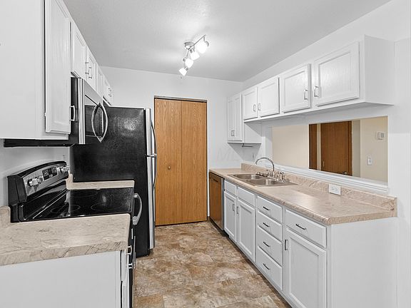 5th image of 4314 Wincove Dr