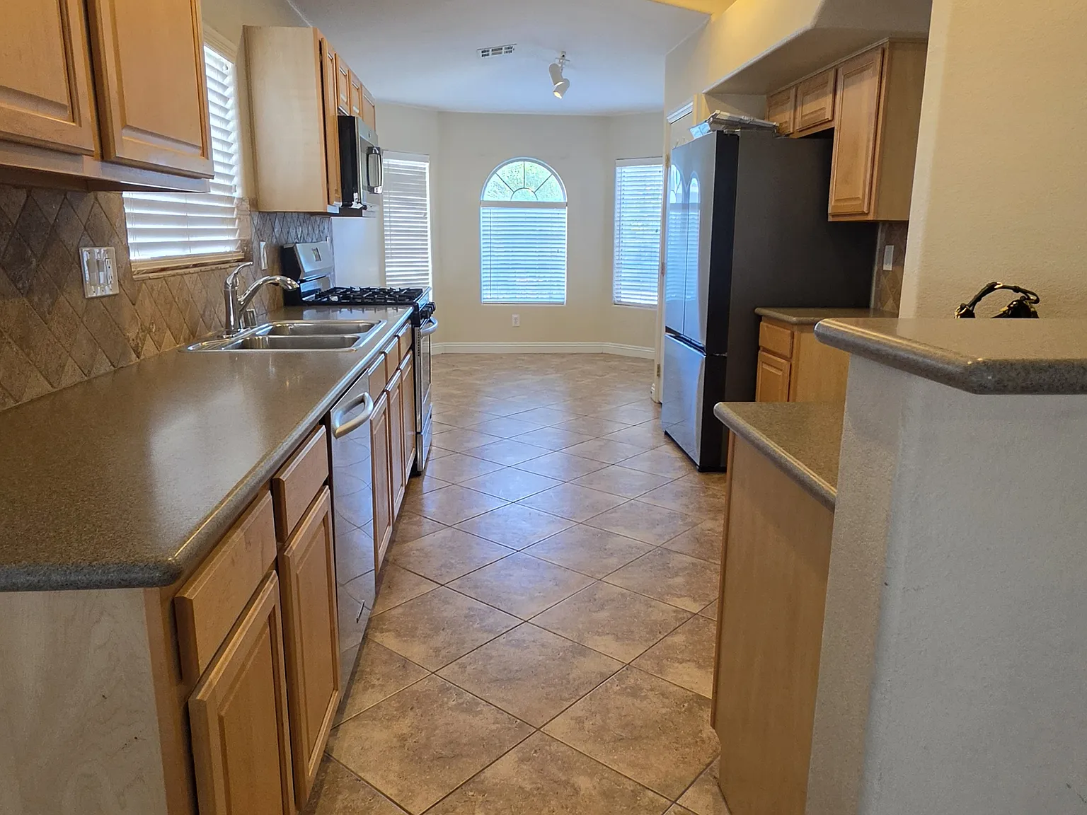 Gardena Hills Ave, Las Vegas — Photo 4