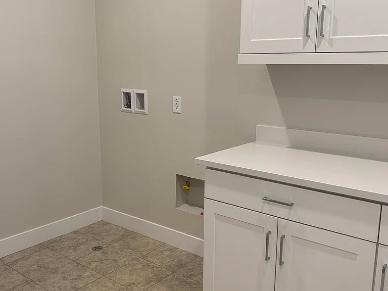 9871 Skylar Ave — Photo 12