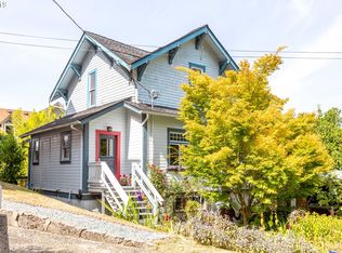 785 30th St, Astoria, OR 97103