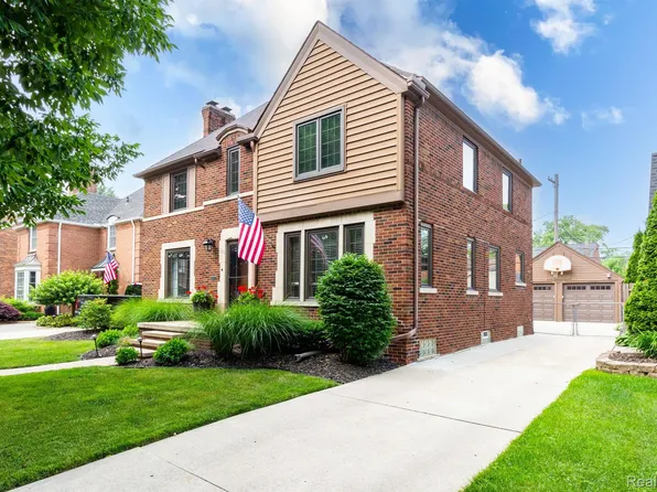 336 McKinley Ave, Grosse Pointe Farms, MI 48236