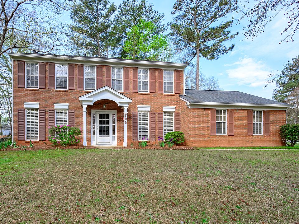 1st image of 700 Crab Orchard Ct