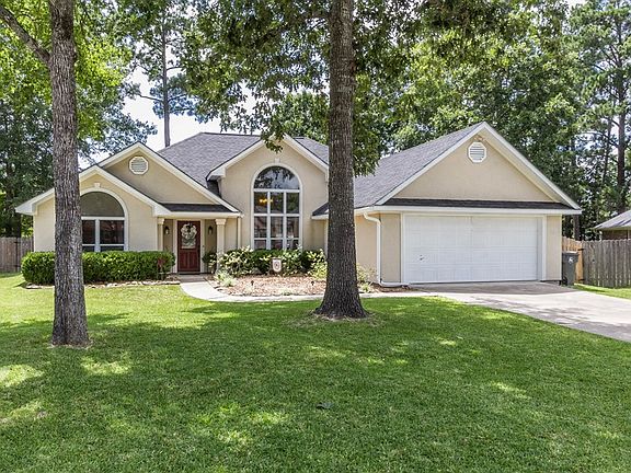 2nd image of 15 Walden Ct