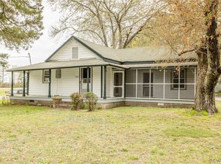 18824 James River Dr, Spring Grove, VA 23881