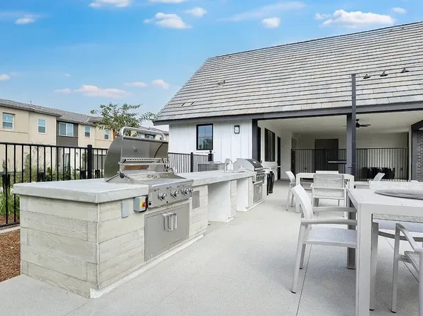 4271 S Montoya Paseo, Ontario, CA 91762