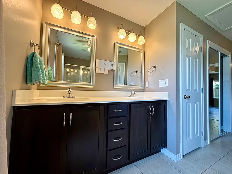 500 Baywood Ct — Photo 16