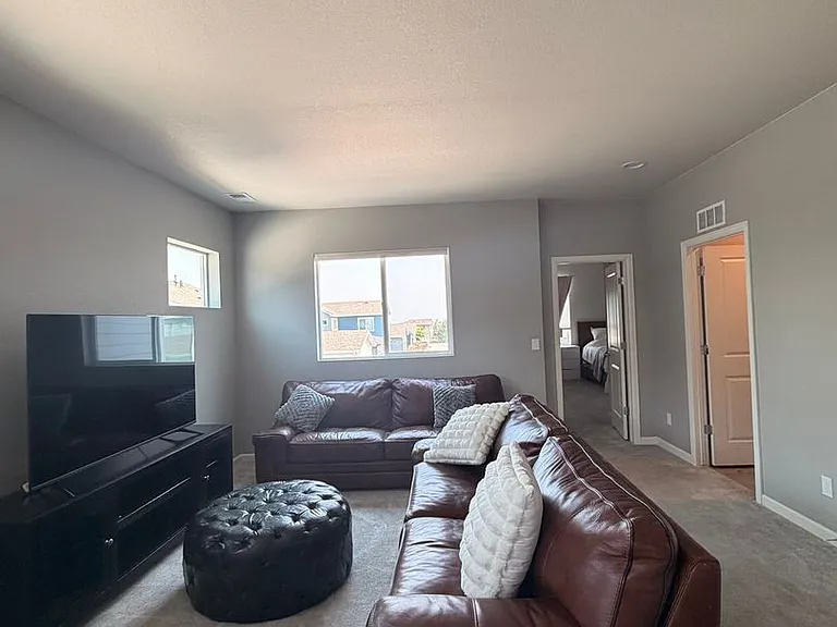 17247 Parkside Dr N — Photo 6
