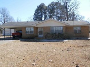 4456 Maplewood Dr, Bastrop, LA 71220