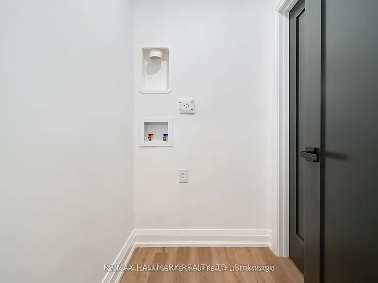 47 Park St #LOWER — Photo 20
