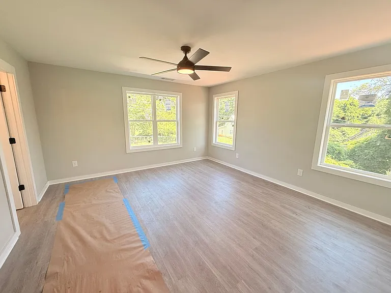 785 Whitehall Rd — Photo 13