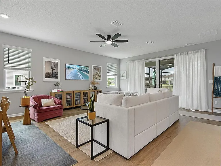 26 Winged Elm Ct — Photo 10