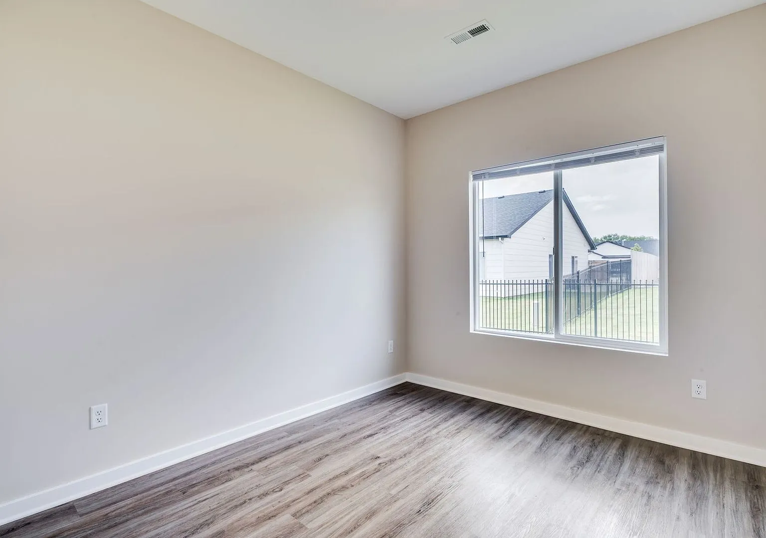 Area151 Alex Plan — Photo 2