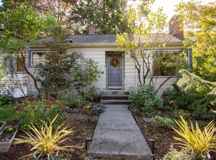 2117 N 90th St, Seattle, WA 98103