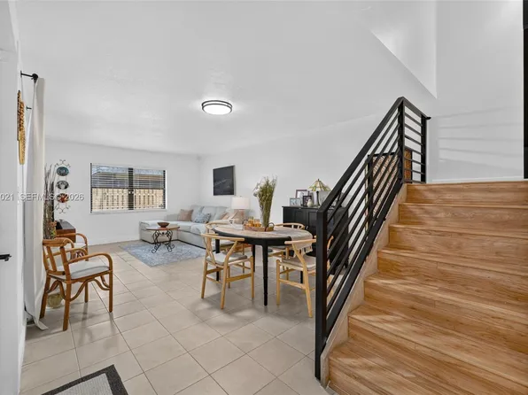 14285 SW 94th Circle Ln APT 104-25, Miami, FL 33186