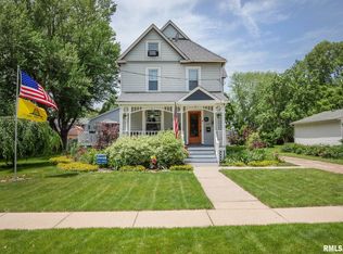 519 S Center St, Geneseo, IL 61254