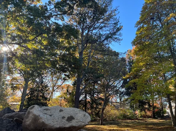 0 Stoneledge Rd, South Dartmouth, MA 02748