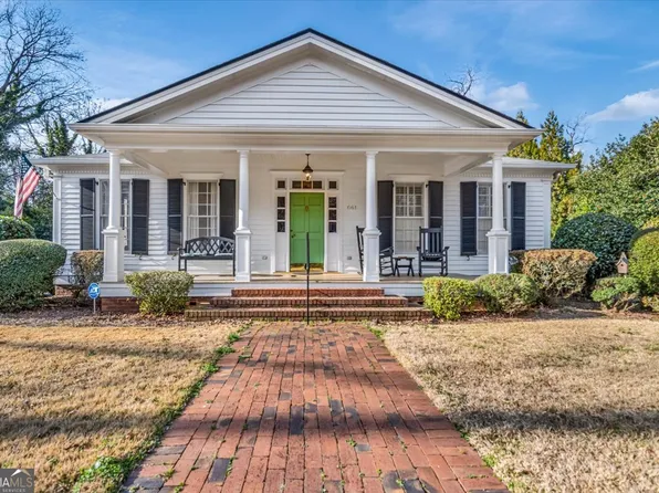 661 E Walton St, Madison, GA 30650