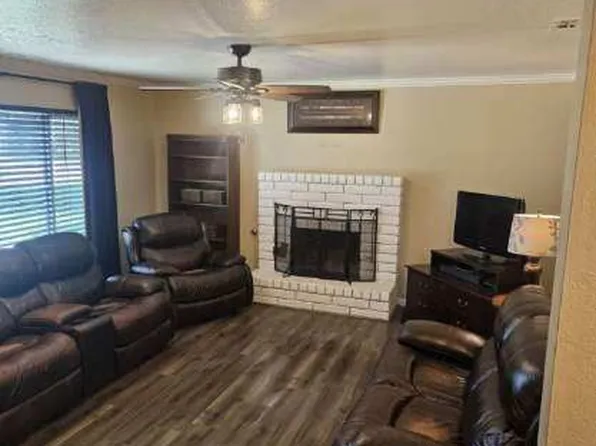 1460 Berry Dr, Turlock, CA 95382