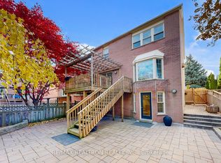 25 Waterbridge Ln, Markham, ON L3R 8W9