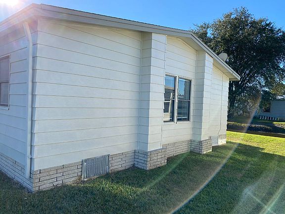 5th image of 178 Old Mill Dr