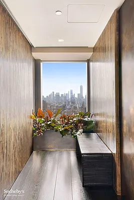 Sold by Sotheby's International Realty | media 28